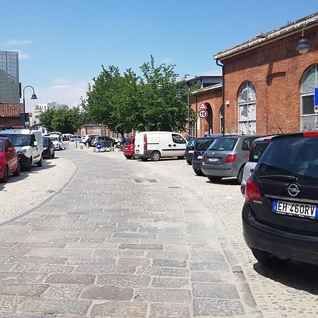 Bilocale Centrale Comodo A Tutti I Servizi. Aurora Turim Exterior foto